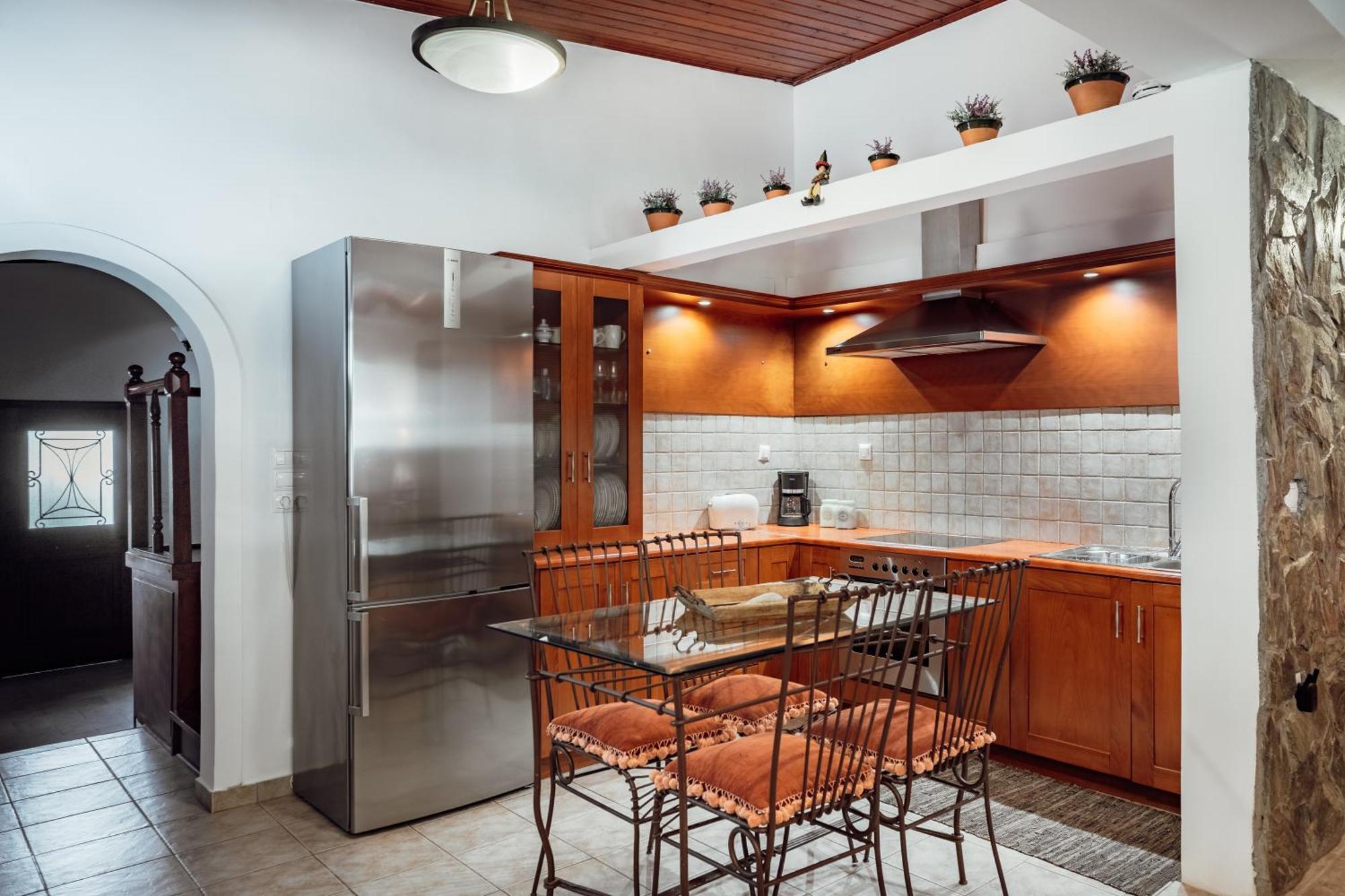 Dm Elegant And Charming Villa Foinikia  Экстерьер фото