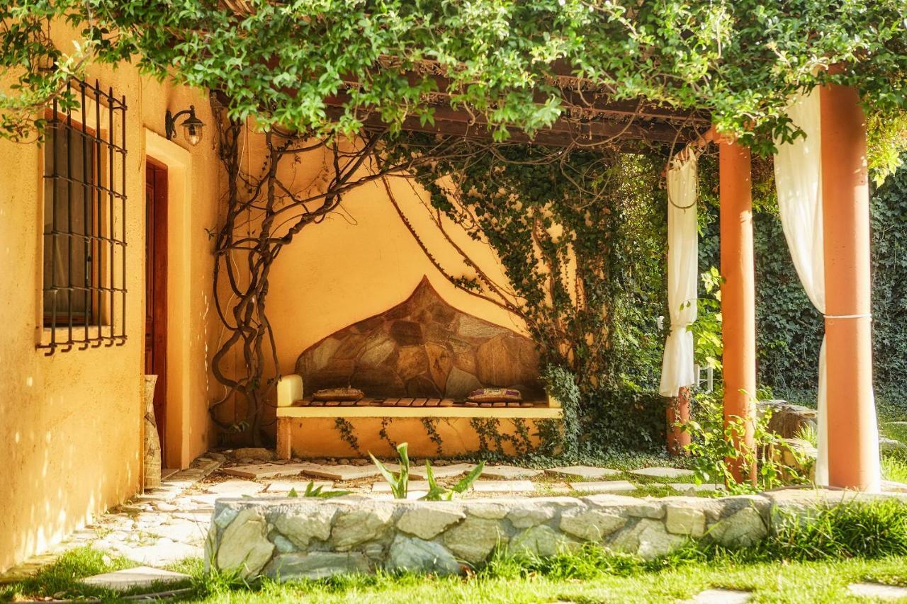 Dm Elegant And Charming Villa Foinikia  Экстерьер фото